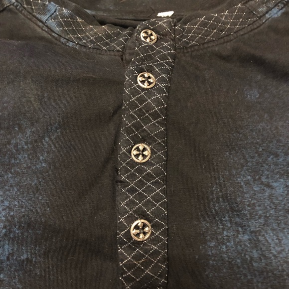 Men’s Affliction Shirt - Picture 3 of 6